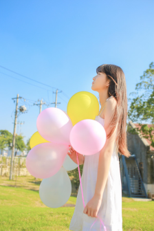 女子挑战很多个男的世界纪录